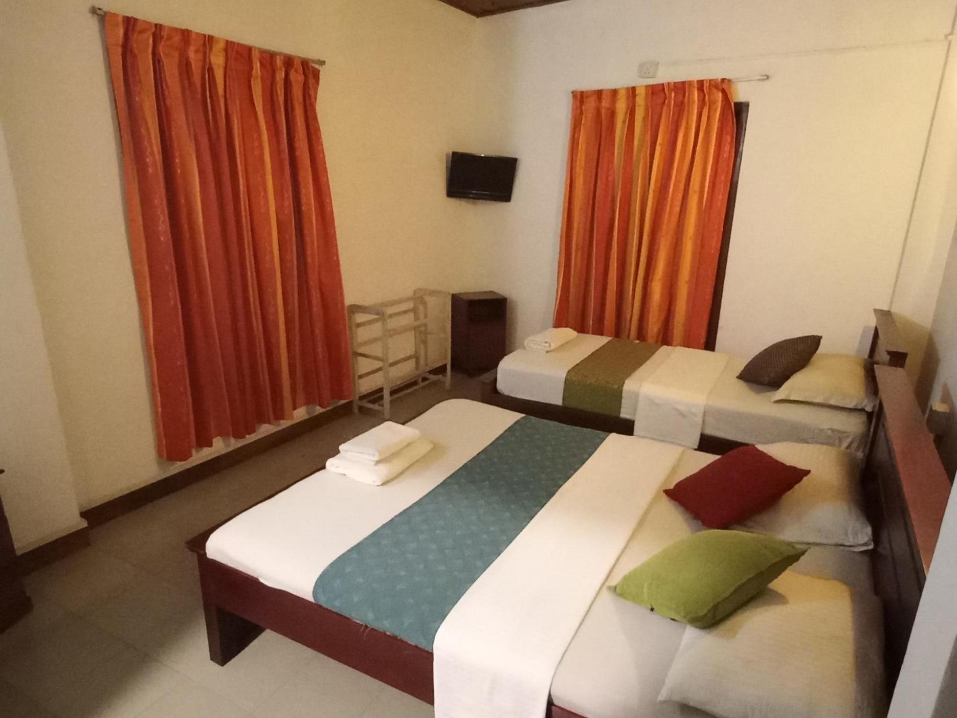Days Inn B/B 캔디 외부 사진